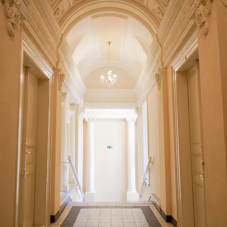 Centrally Located Gem In Appartamento *